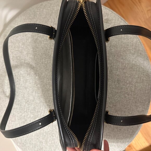 Authentic Coach Swing Zip Bag in Black - Picture 9 of 10